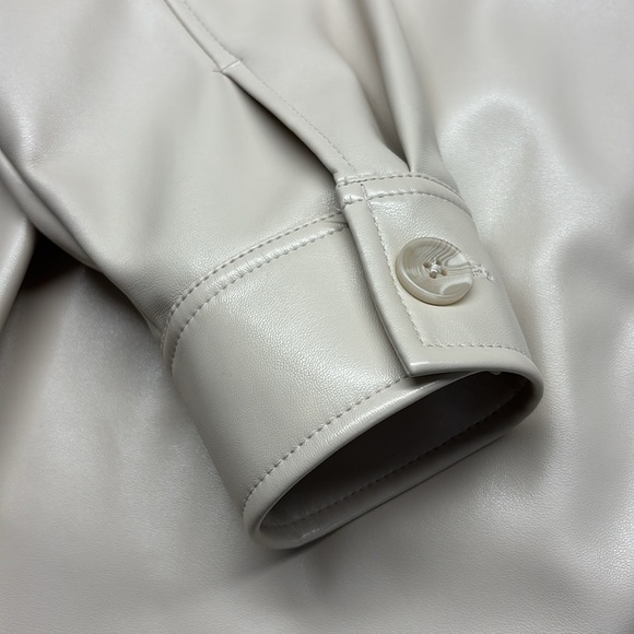 House of Harlow 1960 Faux Leather Button-Up Jacket Cream Size XL - Picture 6 of 13